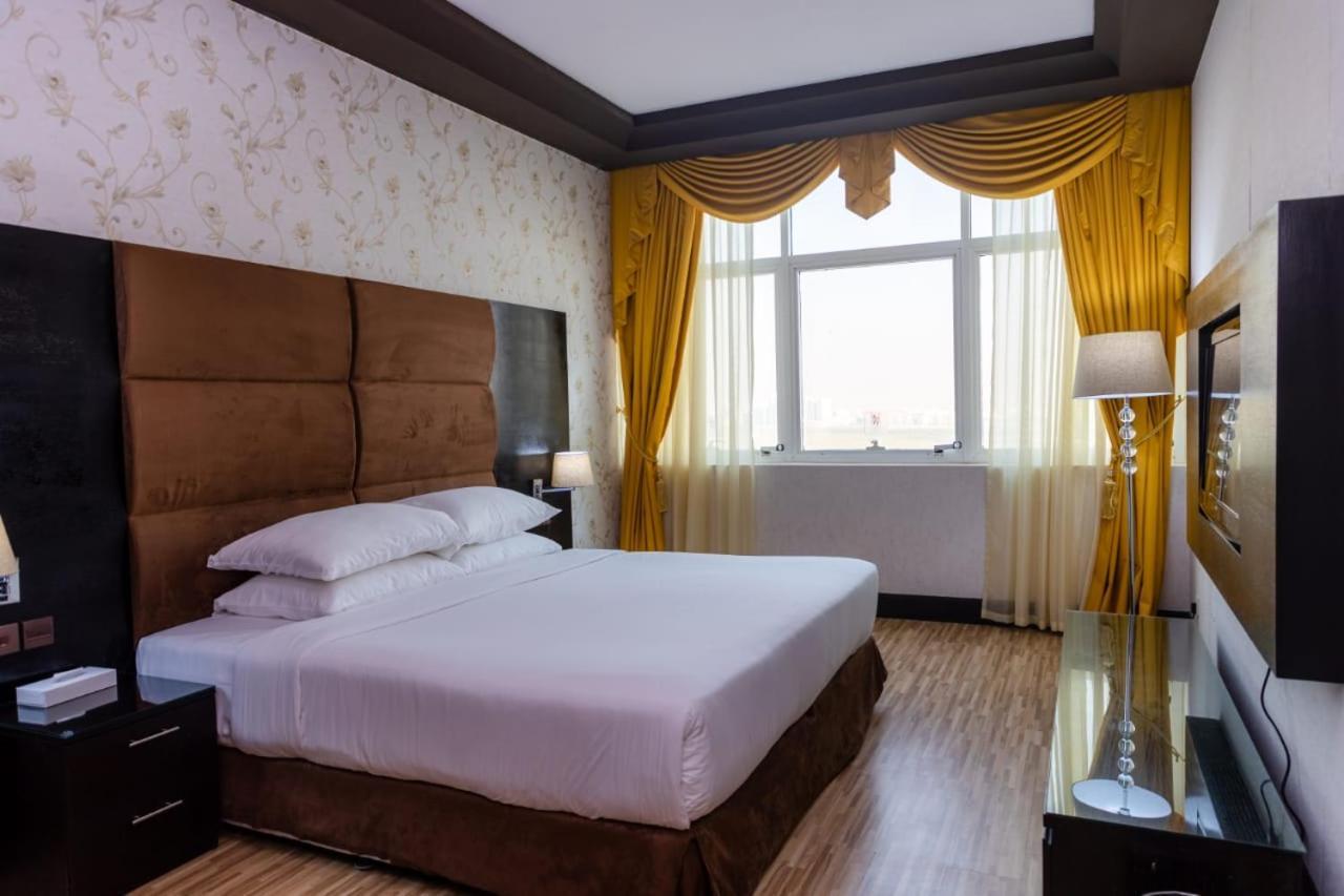 แมนโกรฟ โฮเทล Hotel ราสอัลไคมาห์ ภายนอก รูปภาพ