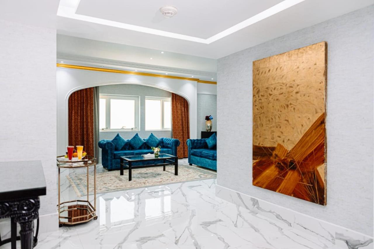 แมนโกรฟ โฮเทล Hotel ราสอัลไคมาห์ ภายนอก รูปภาพ