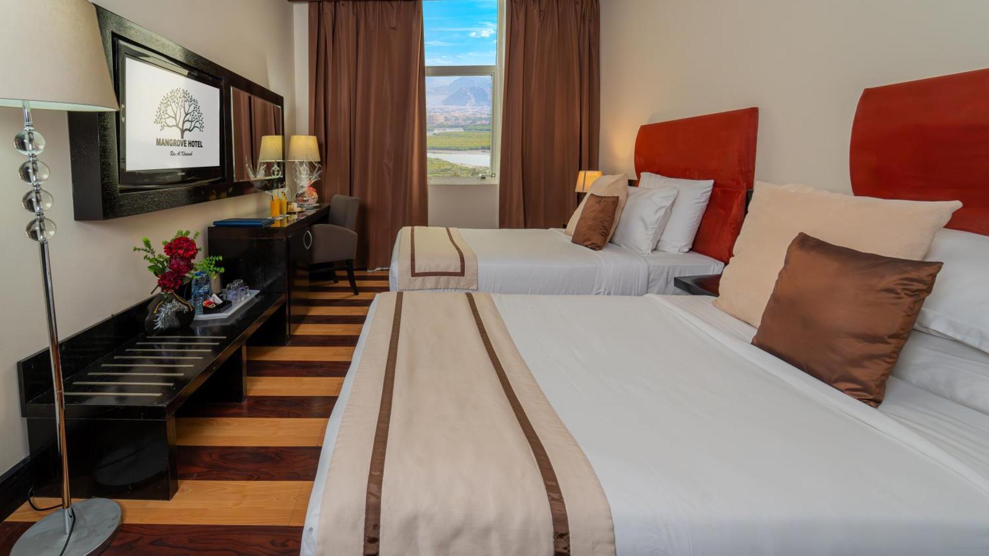แมนโกรฟ โฮเทล Hotel ราสอัลไคมาห์ ภายนอก รูปภาพ